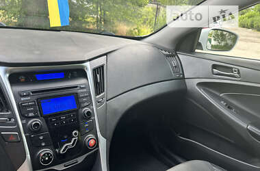 Седан Hyundai Sonata 2013 в Дніпрі