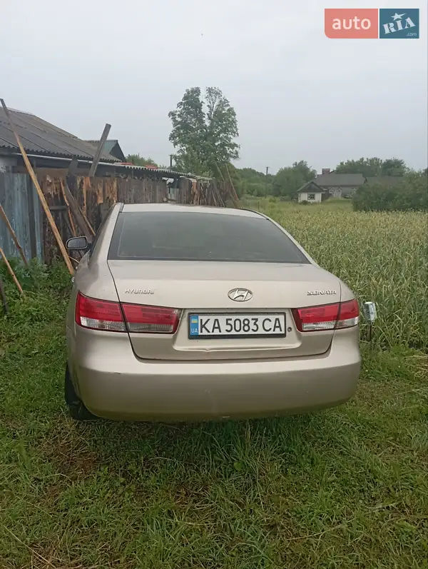 Hyundai Sonata