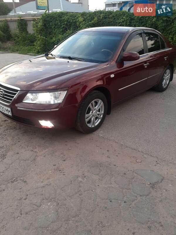 Hyundai Sonata 2009