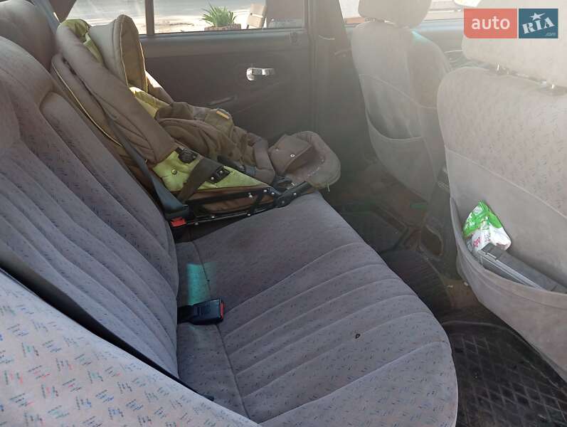 Седан Hyundai Sonata 1997 в Гостомелі