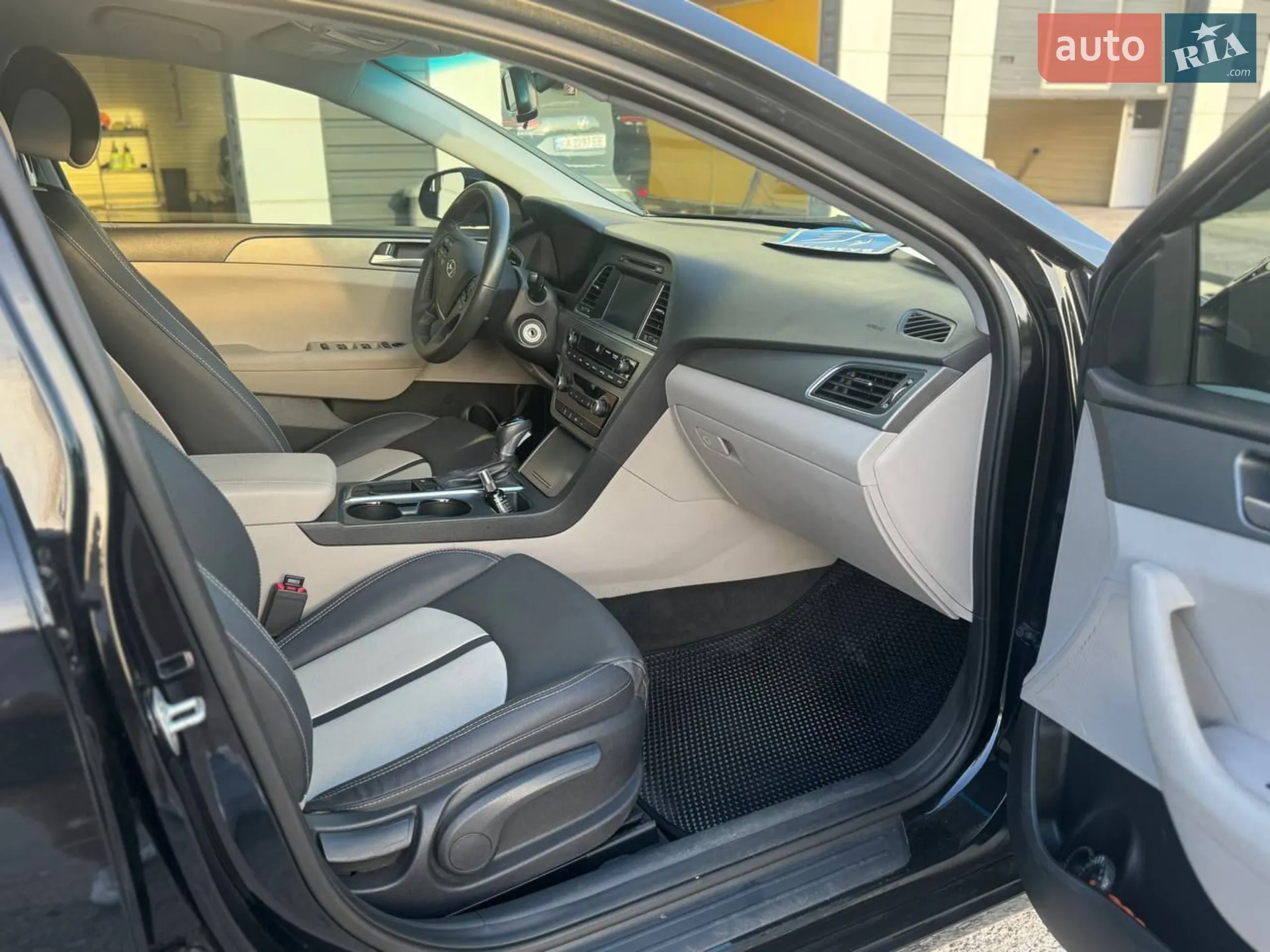 2015 Hyundai Sonata - мініатюра 8