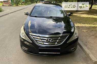 Hyundai Sonata 2010