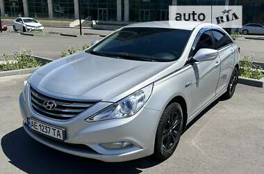 Hyundai Sonata 2012