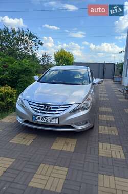 Hyundai Sonata 2010