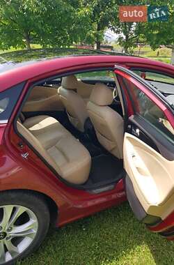 Седан Hyundai Sonata 2010 в Сторожинці