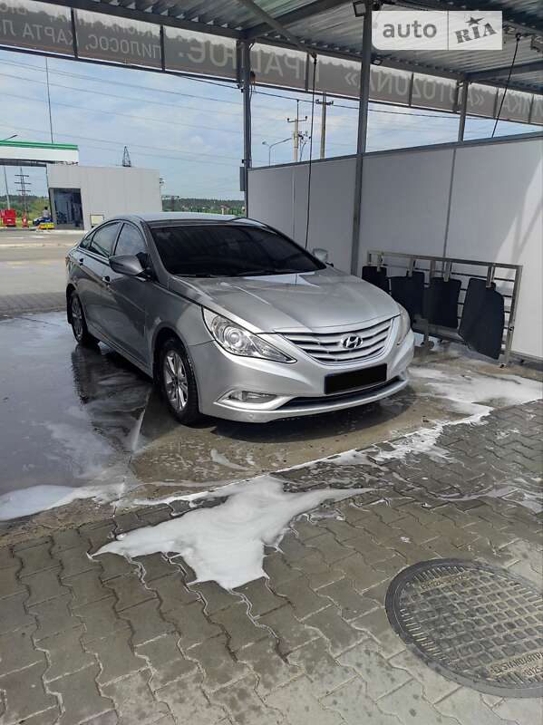 Седан Hyundai Sonata 2011 в Вишневому