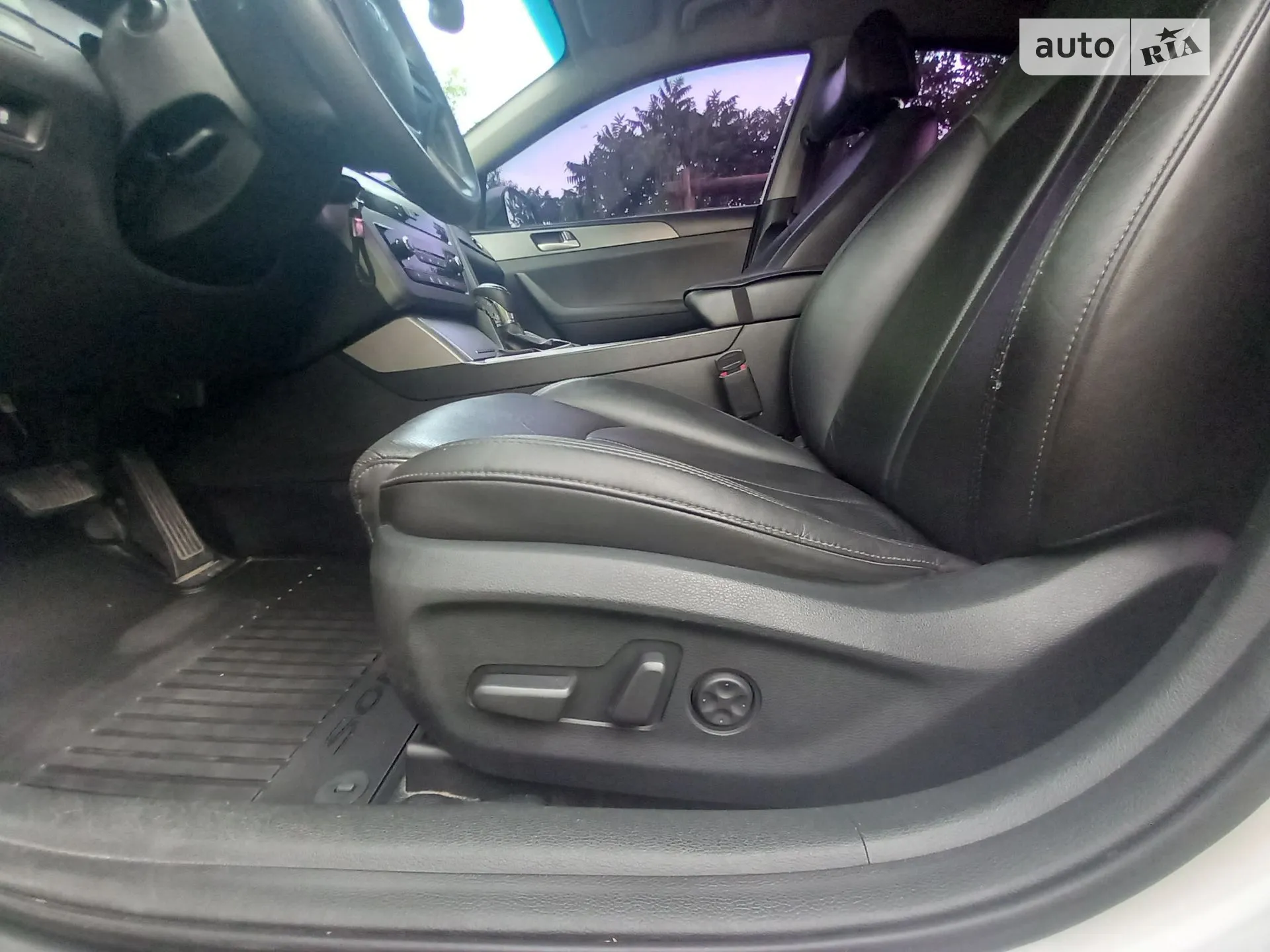 2015 Hyundai Sonata - мініатюра 23