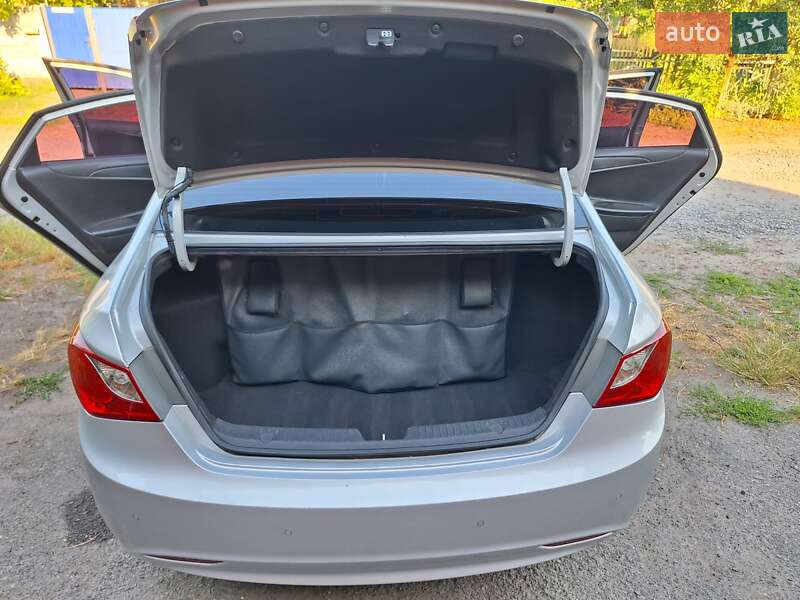 Седан Hyundai Sonata 2014 в Кропивницькому