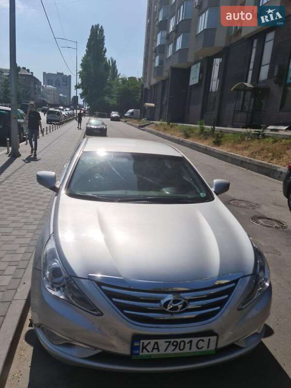 Седан Hyundai Sonata 2012 в Києві