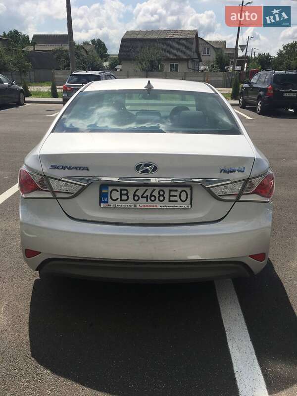 Седан Hyundai Sonata 2014 в Чернигове