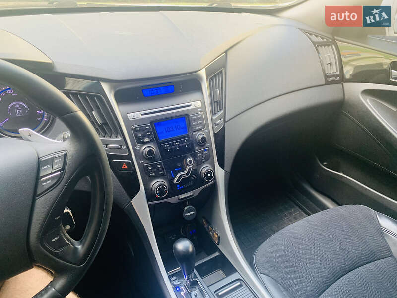 Седан Hyundai Sonata 2011 в Києві