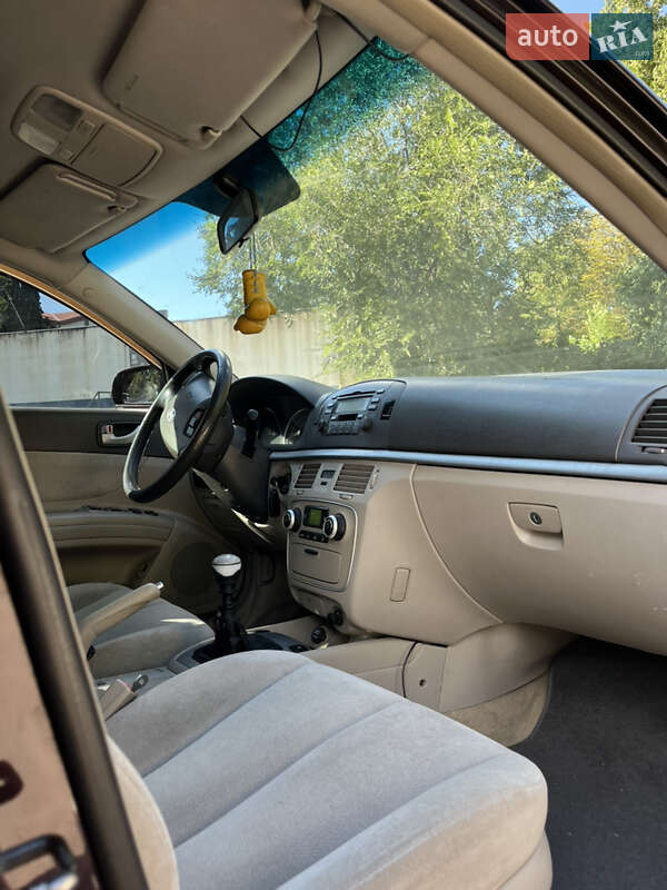 Седан Hyundai Sonata 2005 в Полтаве