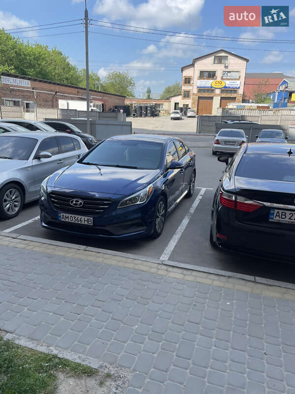 Седан Hyundai Sonata 2015 в Могилів-Подільському