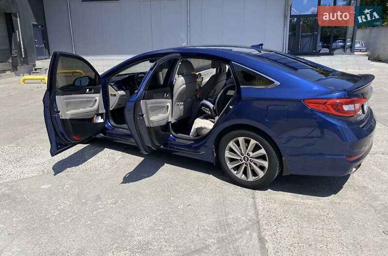 Седан Hyundai Sonata 2015 в Могилів-Подільському