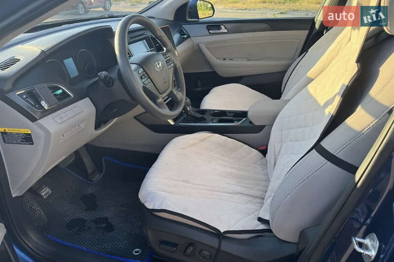 Седан Hyundai Sonata 2015 в Могилів-Подільському