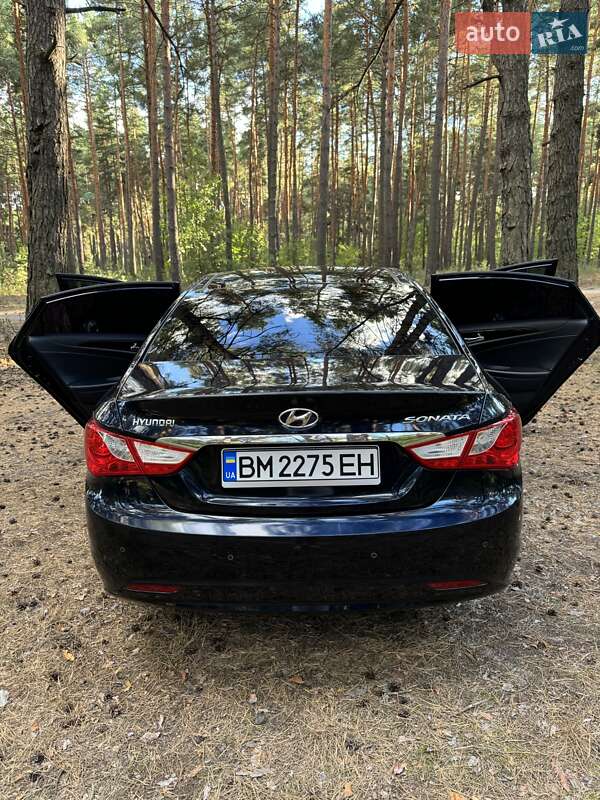 Седан Hyundai Sonata 2011 в Охтирці