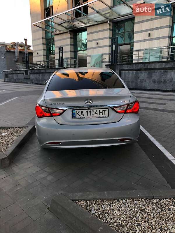 Седан Hyundai Sonata 2014 в Києві фото 4 Седан Hyundai Sonata 2014 в Києві