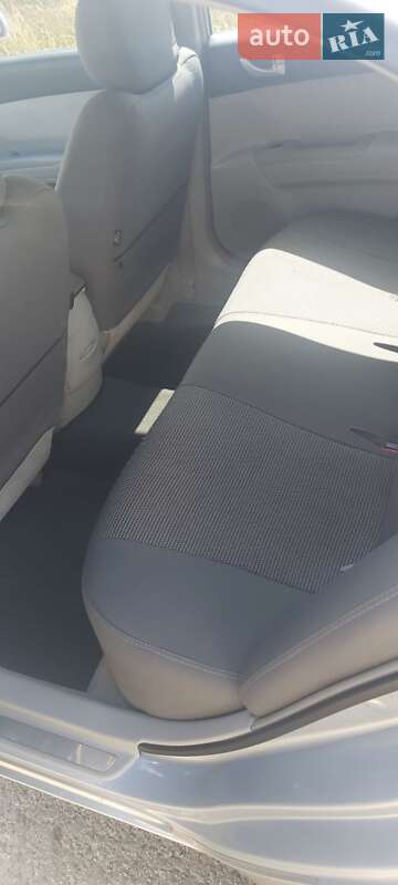 Седан Hyundai Sonata 2006 в Балаклее