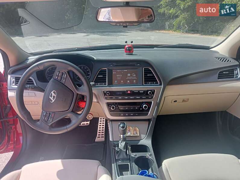 Седан Hyundai Sonata 2015 в Полтаве