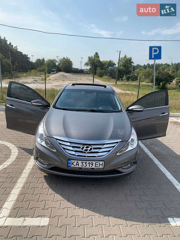 Седан Hyundai Sonata 2014 в Киеве