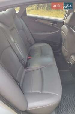 Седан Hyundai Sonata 2012 в 