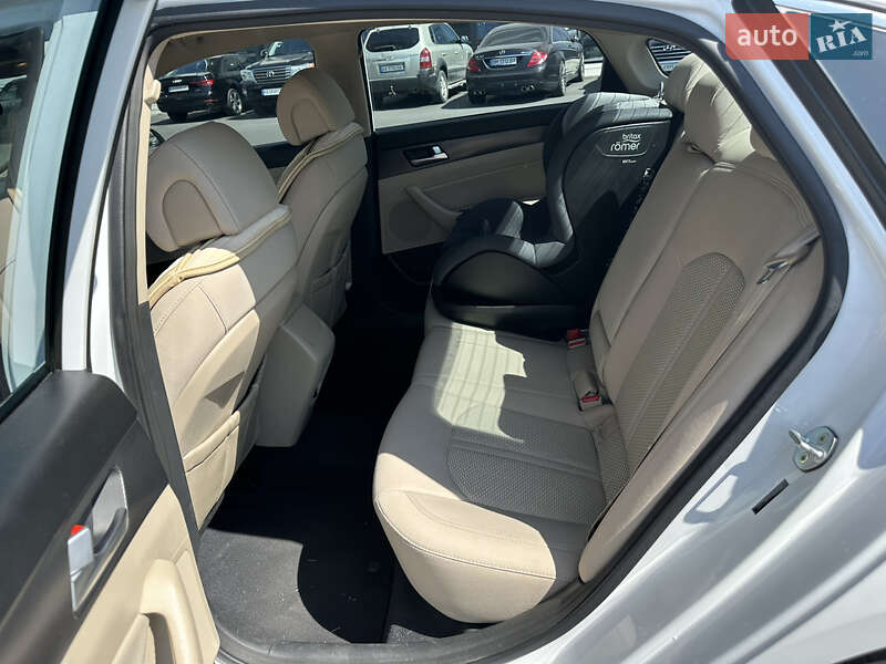 Седан Hyundai Sonata 2014 в Києві