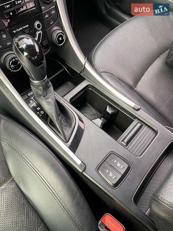 Седан Hyundai Sonata 2011 в Умани