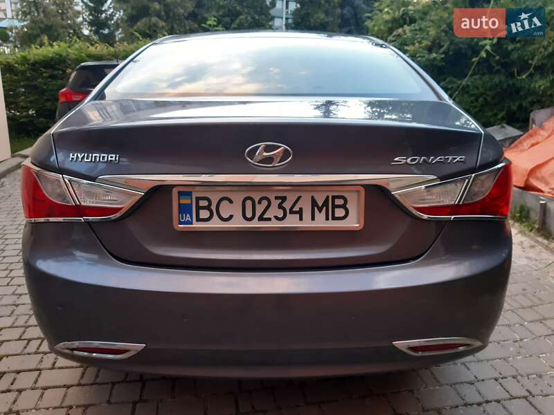 Седан Hyundai Sonata 2010 в Трускавці