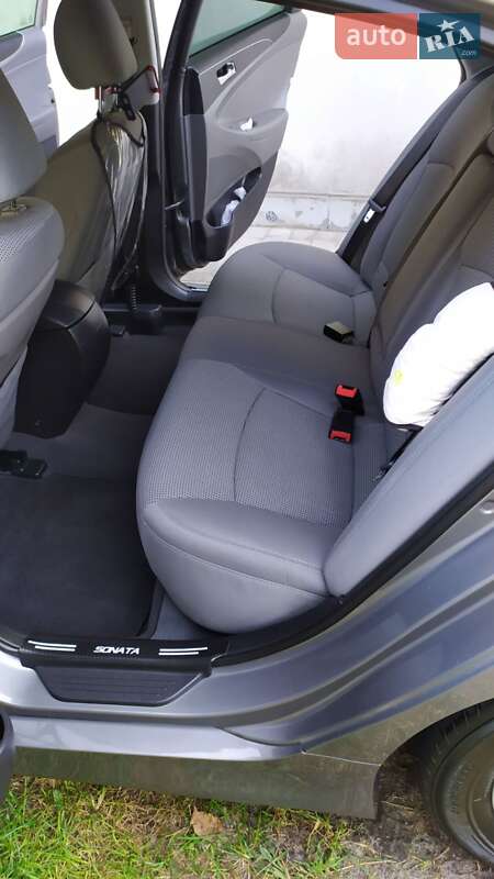 Седан Hyundai Sonata 2013 в Києві фото 6 Седан Hyundai Sonata 2013 в Києві