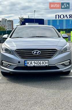 Седан Hyundai Sonata 2015 в 