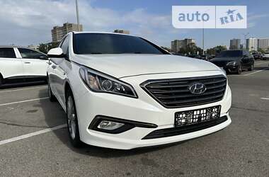 Седан Hyundai Sonata 2016 в Киеве