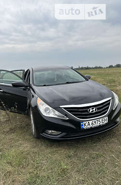 Седан Hyundai Sonata 2013 в Бурыни