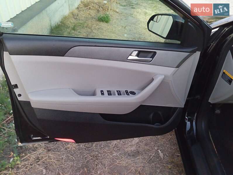 Седан Hyundai Sonata 2014 в Кропивницькому