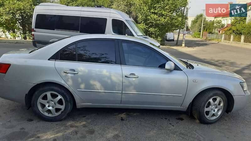 Седан Hyundai Sonata 2005 в Львові