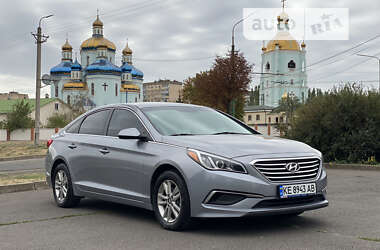 Седан Hyundai Sonata 2015 в Кривом Роге