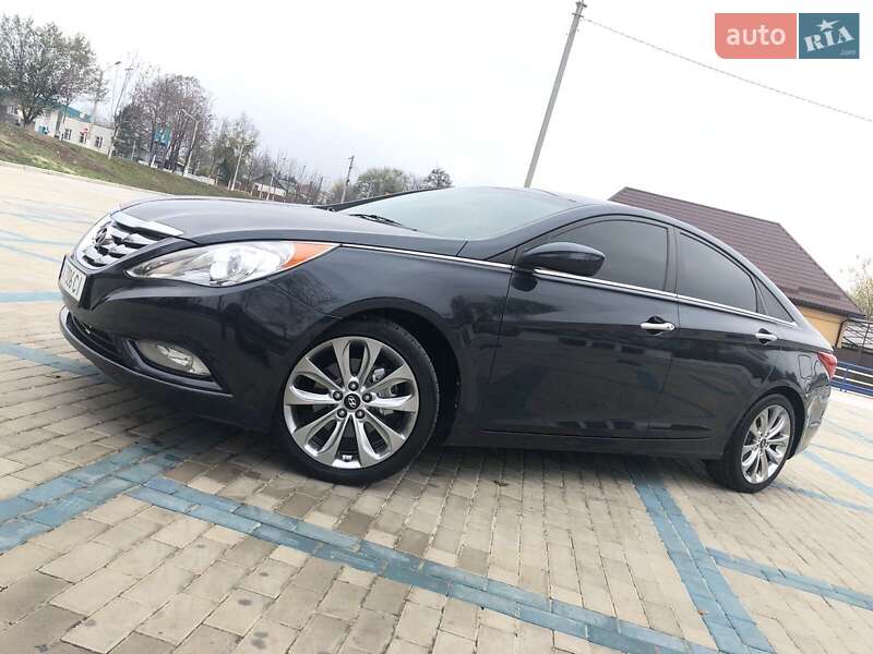 Седан Hyundai Sonata 2012 в Христинівці