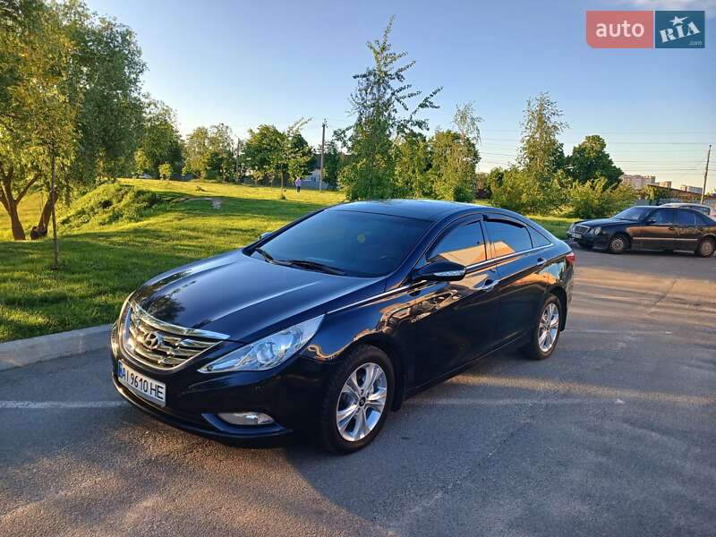 Hyundai Sonata 2010
