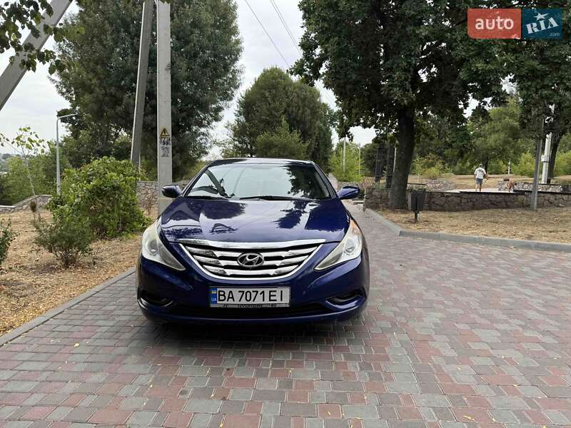 Hyundai Sonata 2012