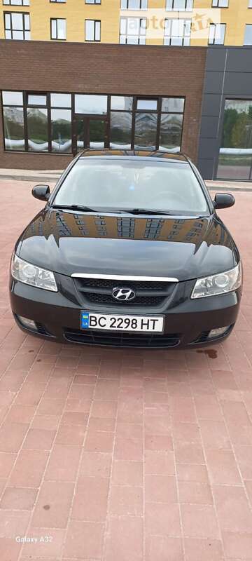 Седан Hyundai Sonata 2007 в Нетешине