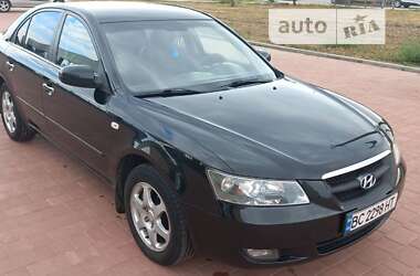 Седан Hyundai Sonata 2007 в Нетешине