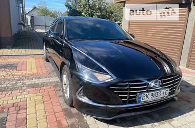 Седан Hyundai Sonata 2019 в Ровно