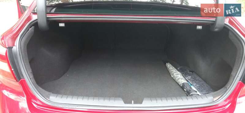 Седан Hyundai Sonata 2014 в Києві