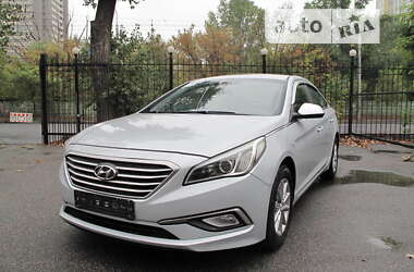 Седан Hyundai Sonata 2016 в Киеве