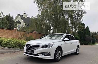 Седан Hyundai Sonata 2016 в Киеве