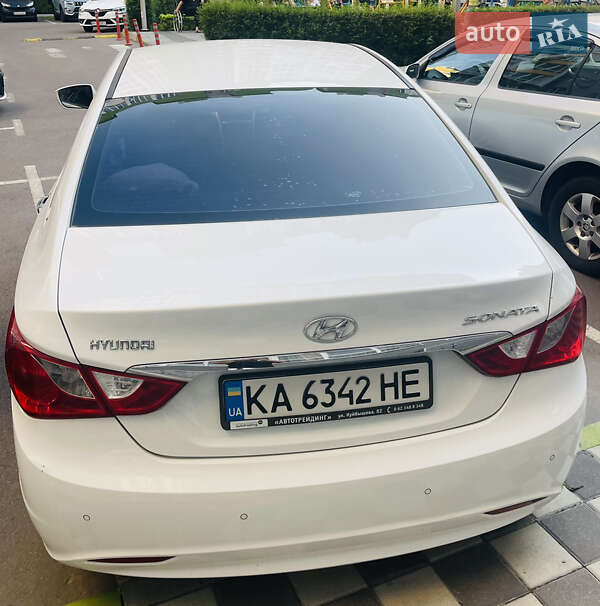 Седан Hyundai Sonata 2011 в Києві