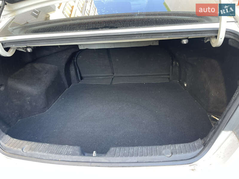 Седан Hyundai Sonata 2011 в Києві