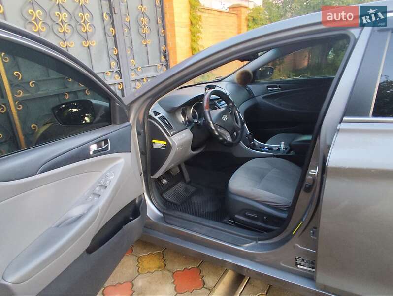 Седан Hyundai Sonata 2013 в Одессе