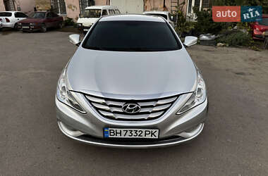 Hyundai Sonata 2012