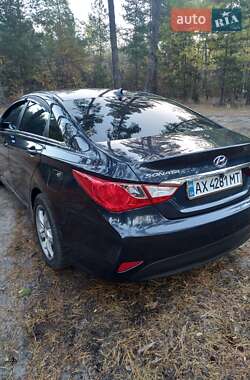 Седан Hyundai Sonata 2014 в Змиеве