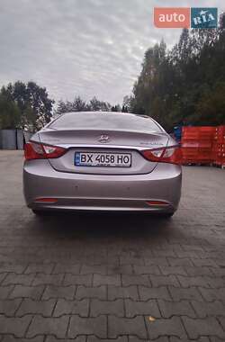 Hyundai Sonata 2011